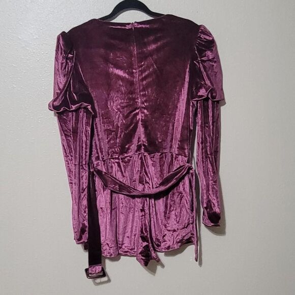 Sugar Thrillz pink velvet Velour romper with belt, xxl, NWTs. - Picture 5 of 5